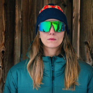 chpo_brand_sunglasses_henrik_transparent_grey_rainbow_mirror_3