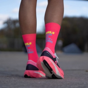 sporcks_running_socks_girls_can_do_diva_pink_3
