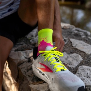 sporcks_running_ultralight_socks_splash_pink_2